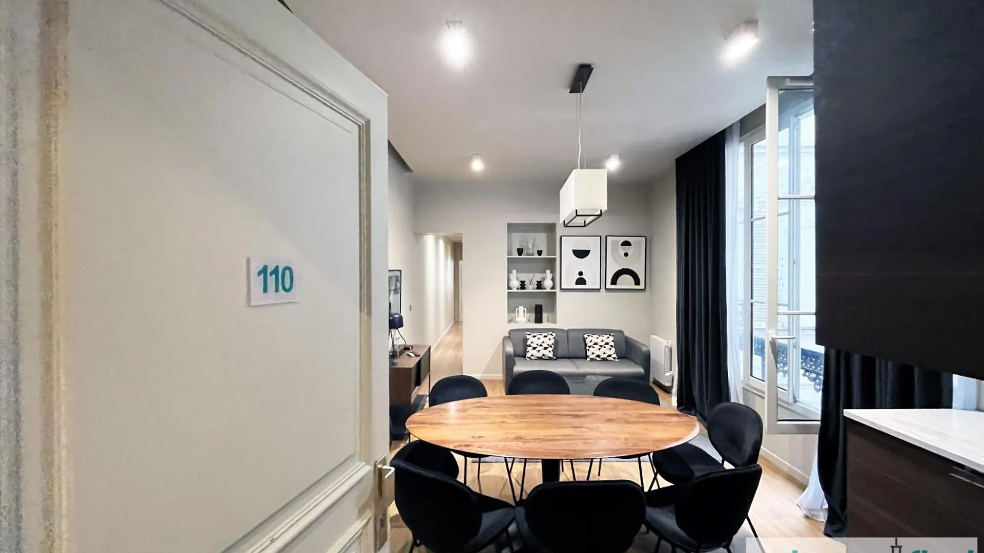 Urban Flat 110 - Luxury 3 Bedroom Near Galeries Lafayette Parijs Appartement